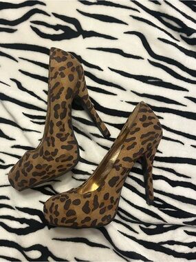 Mossimo Supply Co. Leopard Print Platform Pumps - Brown/Black